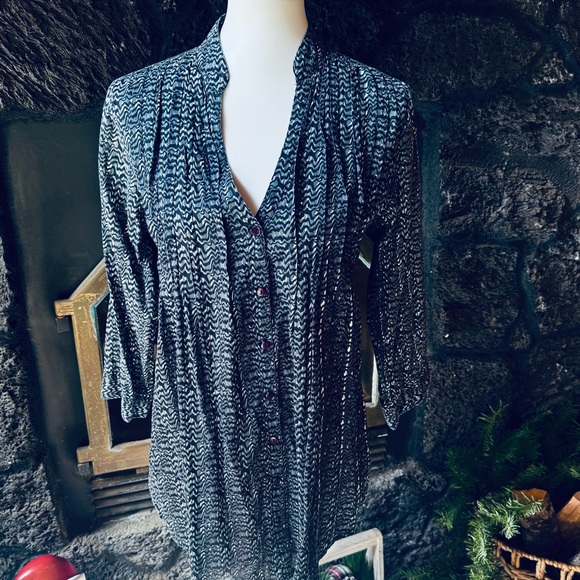 Chaudey KC size Small blue blouse shirt top - Picture 5 of 6